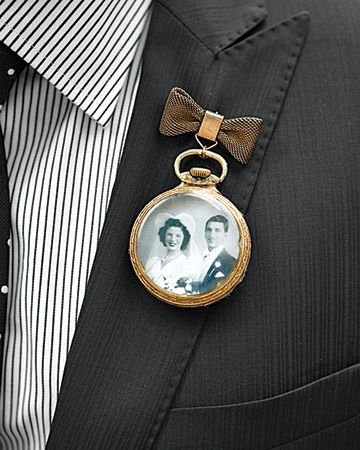 We admit that we're a wee bit obsessed with Pinterest so we had no problem sifting through the countless boutonniere ideas to bring you these five exceptionally unique options to inspire that feature both DIY and purchased pieces. Groom Boutonniere, Foto Tips, Vintage Lockets, Boutonniere Wedding, Martha Stewart Weddings, Wedding Memorial, Groom And Groomsmen, Diy Photo, Here Comes The Bride