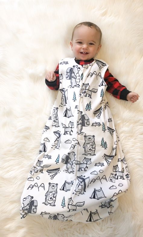 Sleepsack Pattern, What Is A Mom, Baby Sleeping Bed, Baby Sleeping Bag Pattern, Toddler Sleep Sack, I Love Sleeping, Sleeping Bag Pattern, Baby Slaapzakken, Baby Clothes Patterns Sewing