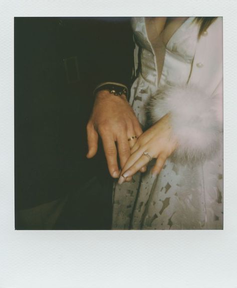 A carousel of photos shows four polaroid photos. The first photo is a close up on the bride and groom's hands showing their wedding bands. The second photo shows a photos of the bride and groom posing. The third photo shows the groom writing a letter. The fourth photo shows the bride and groom sitting at a booth kissing at a bar. Picture Ideas Wedding, Polaroid Picture Ideas, Curry Photography, Wedding Polaroid, Wedding Picture Ideas, Wedding Photography List, Polaroid Wedding, Polaroid Picture, Polaroid Photography