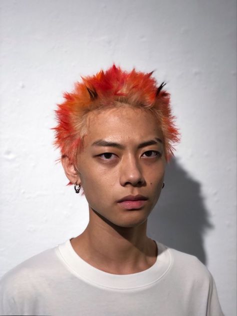 Unique Man Hairstyle, Shaved Punk Hairstyles, Men Hair Reference, Shaved Hair Styles, Red Hair Man, Buzzcut Hairstyles, Punk Hair Men, Punk Hairstyles, Short Punk Hair