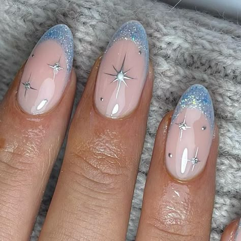 Natasha Paige on Instagram Blue Christmas Nails, Blue And Silver Nails, Queen Nails, January Nails, Graduation Nails, November Nails, Formal Nails, Her Nails, Blue Nail