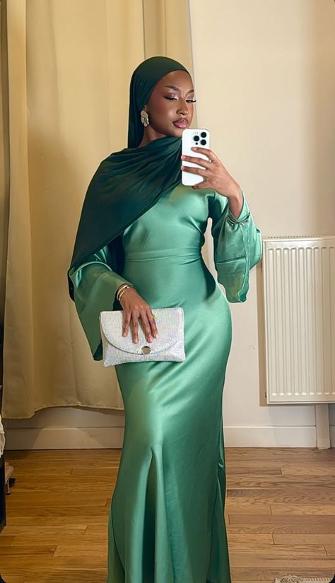 Sage Green Hijabi Outfits, Muslimah Prom Dress, Hijabi Green Dress, Hijabi Corset Outfit, Baddie Wedding Guest Outfit, Hijab Holiday Outfits, Hijabi Date Night Outfit, Hijabi Birthday Outfit, Eid Inspo Outfits