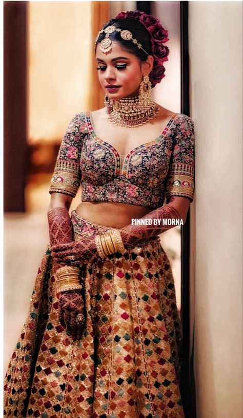 Sabyasachi Mukherjee - India 🇮🇳 Bridal Chooda Designs, Deep Neck Blouse Designs, Chooda Designs, Sabyasachi Blouse, Deep Neck Blouse, Burmese Outfit, Bridal Chooda, Neck Blouse Designs, Sabyasachi Mukherjee