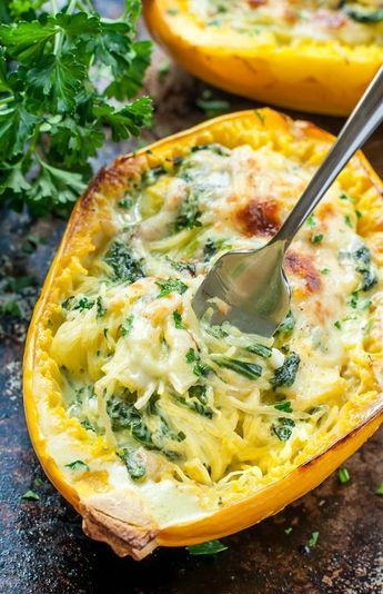 Cheesy Garlic Parmesan Spinach Spaghetti Squash recipe Spinach Spaghetti Squash, Spaghetti Parmesan, Garlic Parmesan Spaghetti Squash, Spinach Spaghetti, Parmesan Spaghetti Squash, Parmesan Spinach, Squash Spaghetti, Sandwich Vegetarian, Parmesan Spaghetti