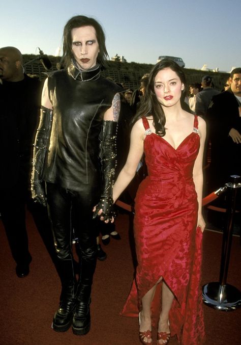 Rachel Evan Wood, Vmas Red Carpet, Shirley Manson, Luanna Perez, Rose Mcgowan, Evan Rachel Wood, Mtv Movie Awards, 90s Outfit, Movie Awards