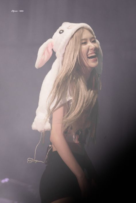 Rosé Smile, Smile Icon, Bp Rosé, Rose Park, Park Chaeyoung, Jennie Lisa, Rosé Blackpink, Lalisa Manoban, Blackpink Rose