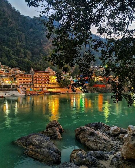 🌷Rishikesh India Places, Yoga India, Destination Unknown, Travel Points, Holiday Travel Destinations, Travel Comfort, River Rafting, Travel Asia, Rishikesh