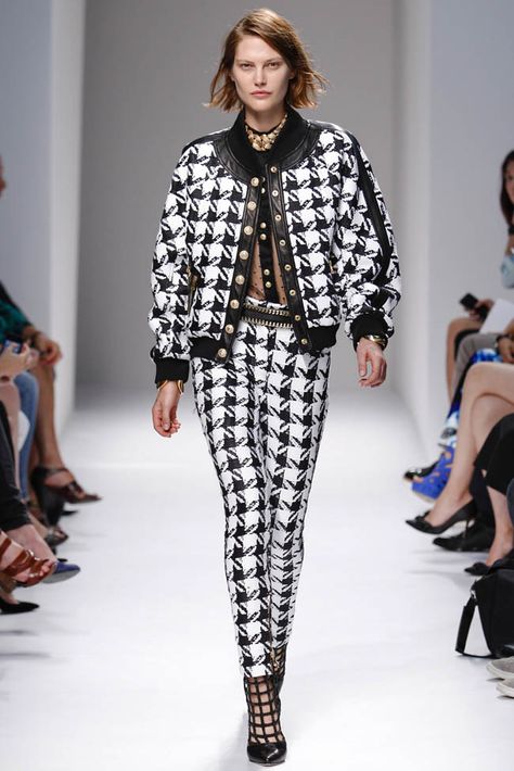 20 Standout Looks from Milan & Paris Fashion Week Spring/Summer 2014 Houndstooth Runway, Fashion Week Spring 2014, Review Fashion, Fashion Week Runway, 2014 Fashion, Spring Summer 2014, Summer 2014, Fashion Week Spring, Primavera Estate