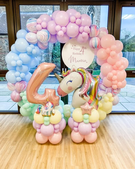 4 Birthday Decoration Ideas, Decoration Unicorn Birthday, Birthday Theme Unicorn, Unicorn Bday Party Ideas Decorations, Unicorns Birthday Party, One Unicorn Birthday, Birthday Ideas For 5 Year Girl, Baby Girls Birthday Theme Ideas, 4 Year Birthday Party Unicorn