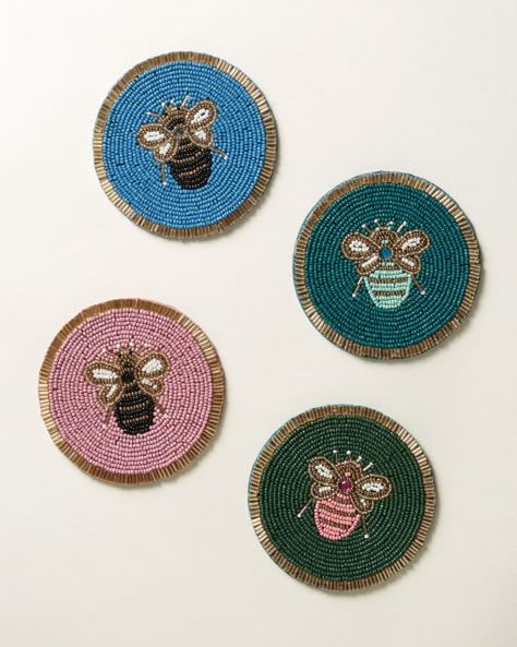 Beaded Coasters Diy, Bead Coasters, Beaded Coasters, Gold Home Accessories, Unique Coasters, Beaded Art, Bee Print, Bead Embroidery Jewelry, Embroidered Cushions