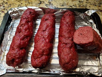 Homemade Salami Ground Beef, Hard Salami Recipes, Homemade Bologna, Luncheon Meat Recipe, Homemade Salami, Kitchen Restock, Hunting Recipes, Salami Recipe, Deli Meat Recipes