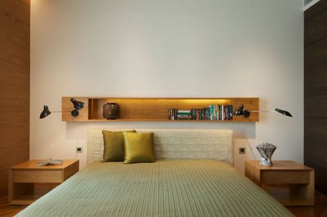 Bedroom Design Ideas - 8 Ways To Decorate The Wall Above Your Bed // Shelves - Adding shelves above the bed adds an extra spot for storing things and can keep your favorite little bits and pieces close to you while you sleep. Shelving Above Bed, Rajiv Saini, Behind Bed Decor, Shelf Over Bed, Above Bed Ideas, Wall Behind Bed, Shelf Above Bed, Bedroom Wall Decor Above Bed, Shelf Decor Bedroom