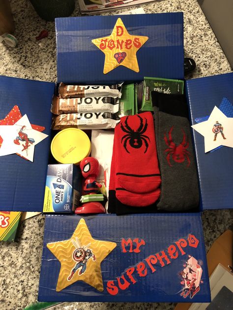 My Superhero: Spider-Man inspired Spiderman Gift Basket For Girlfriend, Spider Man Birthday Gift Ideas, Spiderman Birthday Gift, Superhero Gifts For Kids, Spider Man Box Gift, Spoderman Gifts, Ideas Regalos, You Are My Superhero, Spiderman Gifts