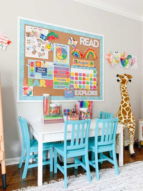 15 Adorable Distance Learning Setups | Kate Decorates Minimal Homeschool Space, Minimalist Homeschool Room Ideas, Homeschool Storage, Home Daycare Rooms, School Playroom, Daycare Setup, Homeschool Room Decor, Home Daycare Ideas, Homeschool Room Design