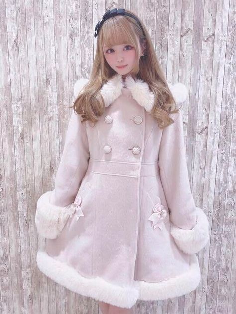 Cute Pink Coat, Japanese Winter Coat, Kawaii Winter Coat, Liz Lisa Coat, Winter Outfits Kawaii, Winter Kawaii Outfits, Japanese Winter Outfits, Kawaii Winter Outfits, Kawaii Coat