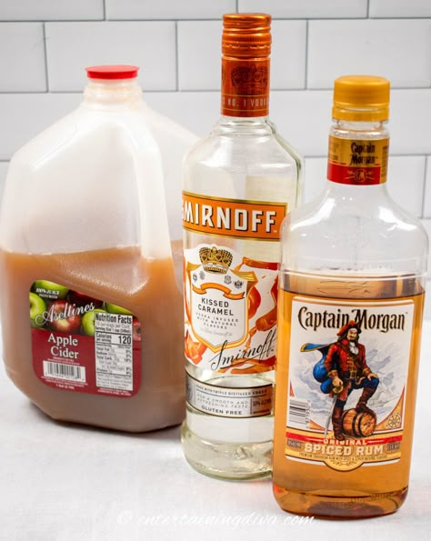 Spiked Caramel Apple Cider, Apple Cider Alcohol, Spiked Apple Cider Recipe, Caramel Apple Cider Recipe, Cider Alcohol, Cider Cocktail Recipes, Cider Punch, Caramel Apple Cider, Apple Cider Drink