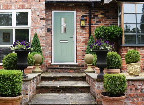 Design your Composite Entrance Doors with Grabex Door Designer Brushed Chrome Door Handles, Traditional Front Doors, Composite Doors, Door Handles Modern, Glass Cabinet Knobs, Victorian Door, Glass Door Knobs, Upvc Windows, Window Handles