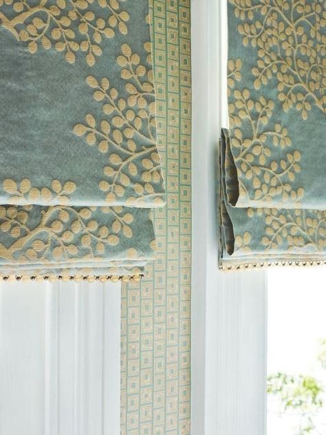 Roman Blinds And Curtains, Fabric Window Treatments, Blinds And Curtains, Modern Blinds, Diy Window Treatments, Custom Roman Shades, Victorian Bathroom, House Blinds, Fabric Blinds