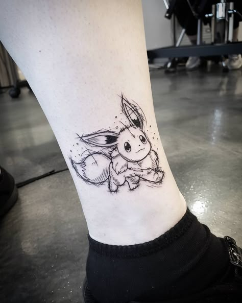 Mary J on Instagram: “Adorable Eevee done yesterday! Always love doing Pokemon tattoos 😍 eventually id love get to do all original 151! @east_end_tattoo •…” Journey Tattoo, Pikachu Tattoo, Pokemon Tattoos, Her Tattoo, One Tattoo, Stylish Tattoo, Pokemon Tattoo, Best Pokemon, Tattoo Cover Up