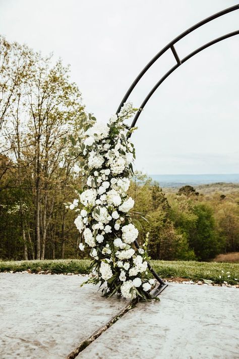 Chattanooga, TN April Wedding Wedding Coordination & Floral - TayaAlexus Venue - Howe Farms Natalie Caho Photography Circle Arbor, Ceremony Circle, Howe Farms, April Wedding, Chattanooga Tn, Wedding Coordinator, Arbor, Wedding Details, Wedding Inspo