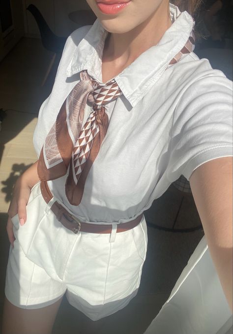 White Silk Scarf Outfit, Old Money Scarf Outfit, Brown And White Outfit Aesthetic, Brown And White Outfit Classy, Old Money Aesthetic Brown, Scarf Old Money, Old Money Belt, Old Money Outfit Summer, Silk Scarf Outfit Classy