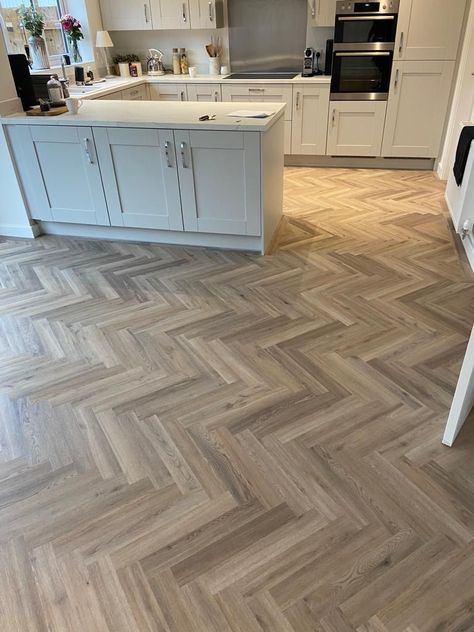 Polyflor Camaro Luxury vinyl tile colour LPQ2257 in a parquet formation. Wooden Finish Tiles Flooring, Hering Bone Flooring, Herringbone Kitchen Floor, Herringbone Floor Kitchen, Laminate Flooring Ideas, Herringbone Laminate Flooring, Herringbone Flooring, Laminate Wood Flooring, Herringbone Wood Floor