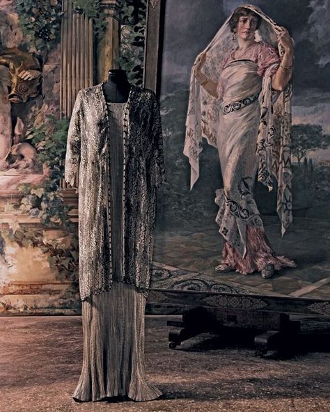 ‘The Art and Life of Luisa Casati, from the Belle Epoque to the Roaring Twenties’ at Palazzo Fortuny, Venice – Alain.R.Truong Delphos Dress, Archive Museum, Luisa Casati, Theatrical Lighting, Fortuny Pleats, Cesare Borgia, Fortuny Fabric, Mariano Fortuny, Giovanni Boldini