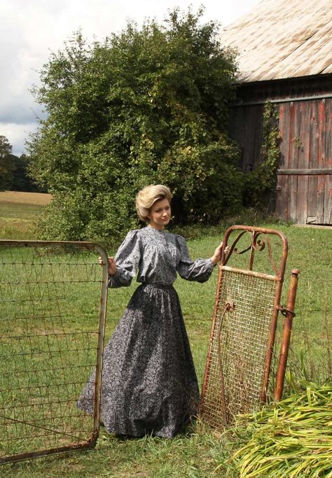 Pioneer Calico Blouse and Skirt | Recollections Historic Dresses, 1800s Women, Pioneer Clothing, Pioneer Dress, Victorian Gown, Farm Dress, Dr Quinn, Modest Women, Farm Clothes