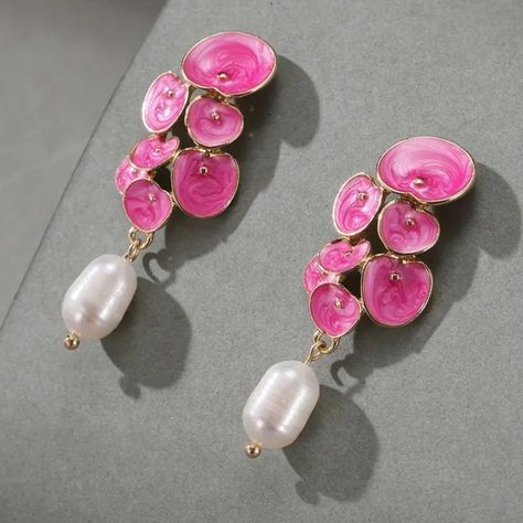 Pink Statement With Pearl Detail Earrings In Gold Hardware New (Boutique Packaging) **Let Me Know If You Like To Bundle With Another Listing! **I Always Accept Reasonable Offers Cute Earrings Cute Jewelry Dainty Jewelry Summer Vacation Cute Outfits Trendy Jewelry Formal Jewelry Wedding Earrings Lovers Gift Holiday Gift Gift For Her Tags : Anthro Anthropologie Free People We The Free Zara Zara Jewelry Lili Pulitzer Kendra Scott 8 Other Reasons Lili Clasps For Love And Lemons Ettika Shashi Natalie Summer Party Decor, Ear Decoration, Cute Outfits Trendy, Pink Statement Earrings, Jewelry Formal, Spike Hoop Earrings, M Jewelers, Boutique Packaging, Coral Decor