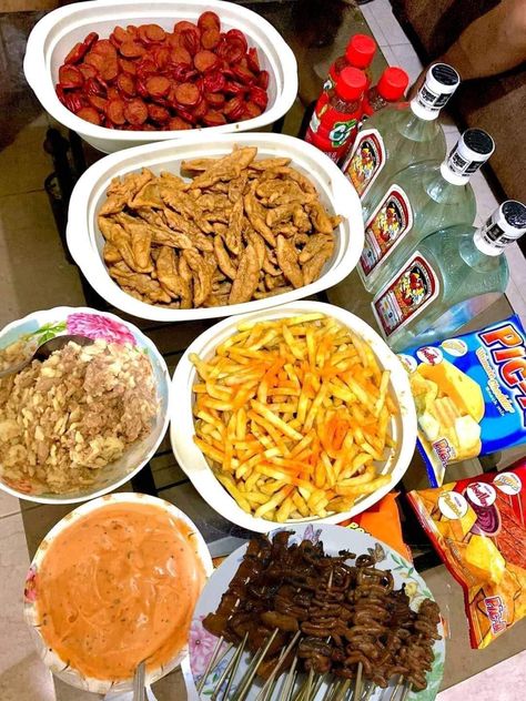 Filipino Alcohol Drinks, Stolen Shots, Alcoholic Snapchat, Food Hunter, Picnic Food, Snap Food, Event Food, African Food, Snack Mix