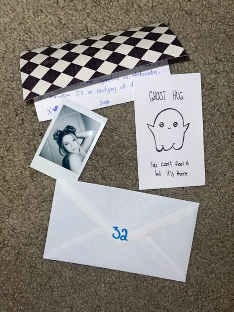 Army Girlfriend Letters Ideas, Letters To Marine Boyfriend, Girlfriend Letter Ideas, Army Letters Ideas Boot Camp, Letter To Army Boyfriend, Halloween Letter For Boyfriend, Gifts For Navy Boyfriend, Diy Letter Ideas For Boyfriend, Bootcamp Letter Ideas Marines