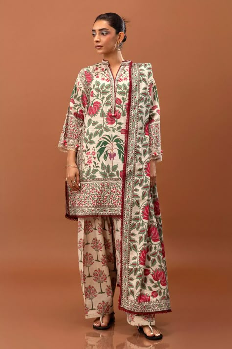 100% Original Guaran...  Order Online on https://www.thefashionstation.in Buy Now https://www.thefashionstation.in/product/sana-safinaz-mahay-winter-2024-2a/ Pakistani Clothes Online, Pakistani Suit, Sana Safinaz, Printed Dupatta, Basic Wear, Party Wear Indian Dresses, Stylish Dress Book, Pakistani Dress Design, Pakistani Designers