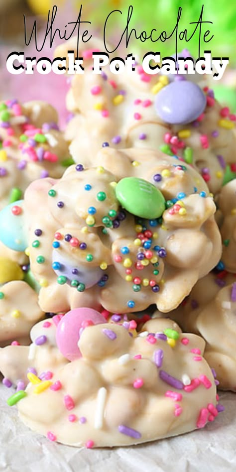 Easter Crockpot, Easy Crockpot Dessert, Homemade Easter Candy, Candy Clusters, Crock Pot Candy, Easter Candy Recipes, Crockpot Candy Recipes, Easter Deserts, Crockpot Dessert