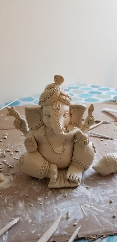 Ganpati Bappa Murti Making At Home, Clay Ganapati Idol, Diy Clay Ganpati, Mouldit Clay Ganesh Ji, Homemade Ganesha Idol, Ganpati Murti Ideas, Ganpati Clay Model Easy, Clay Art Ganesha, Diy Clay Ganesha