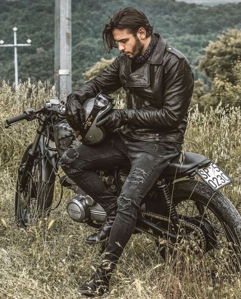 Biker Photoshoot Men, Motorcycle Suits Men, Vintage Biker Style, Motorcycle Leathers Suit, Adventurous Men, Leather Fashion Men, Biker Photoshoot, Biker Aesthetic, Bike Photography