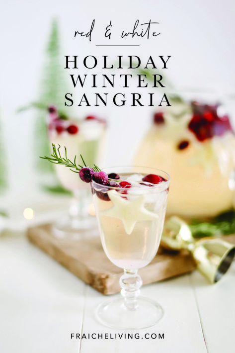 Wine Based Christmas Drinks, Christmas White Sangria Recipes, Holiday Winter Sangria, Winter White Sangria Recipe, Snow Globe Sangria, White Wine Christmas Drink, White Winter Sangria Recipes, Christmas White Wine Sangria, Large Batch Sangria Recipe