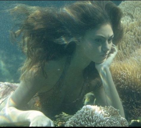 H2o Aesthetic, No Ordinary Girl, H2o Mermaids, Mako Mermaids, Water Nymphs, Real Mermaids, Mermaid Aesthetic, Mermaid Dreams, Ordinary Girls