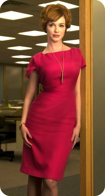 Mad Men style files #6 - Joan Harris (nee Holloway) - A Stitching Odyssey Joan Mad Men, Mad Men Joan Holloway, Mad Men Costume, Joan Harris, Joan Holloway, Mad Men Fashion, Don Draper, Famous Outfits, Mad Women