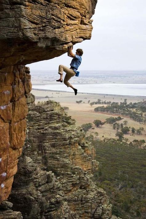 Hang High. Yeah, I just have this overwhelming need to fight gravity. Sure! Rock Climbers, Mountain Climbing, Kitesurfing, Photo Vintage, Skydiving, Parkour, Extreme Sports, Rock Climbing, Mountaineering