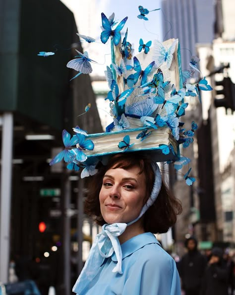 Scott Schuman on Instagram: “Easter Parade NYC! It’s been a long time since I’ve shot this event! I’m usually in Miami on Spring Break with my kids…this year I got to…” Spring Hat Ideas, Spring Hat Parade, Crazy Hat Ideas, Easter Hat Parade, Scott Schuman, Wacky Hair Day, Crazy Hat, Crazy Hat Day, Silly Hats