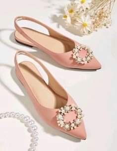 Girly Shoes Flats, Shein Shoes, Walking In Heels, Coran Islam, Bridal Shoes Flats, Stunning Shoes, Women Flats, Slingback Flats, Girly Shoes