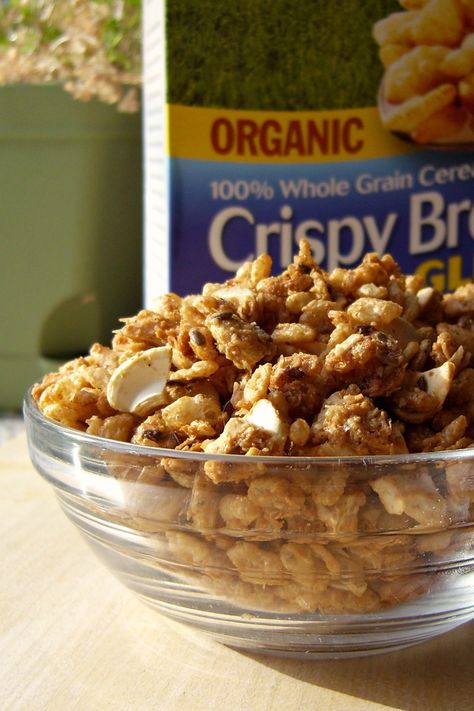 Crispy Maple Gluten-Free Granola Recipe (Oat-Free) Oat Free Granola Recipe, Oat Free Granola, Gluten Free Granola Recipe, Lemony Chicken, Granola Cookies, Go Dairy Free, No Bake Granola Bars, Vegan Granola, Healthy Brunch Recipes