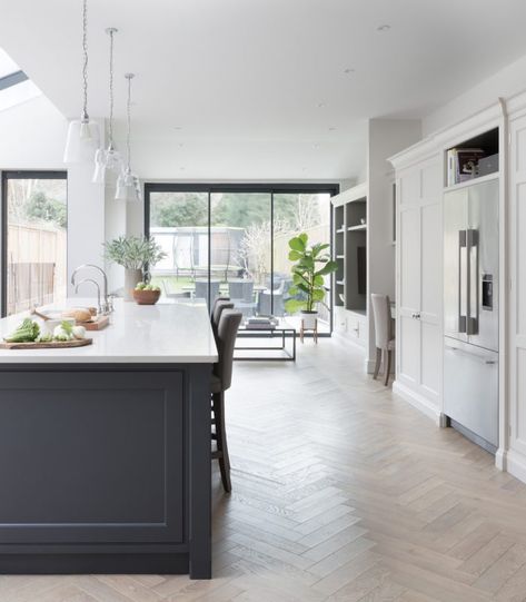 Humphrey Munson, Kitchen Diner Extension, Open Plan Kitchen Dining Living, Open Plan Kitchen Diner, Open Plan Kitchen Dining, Open Plan Kitchen Living Room, House Extension Design, Herringbone Floor, Kitchen Dining Living