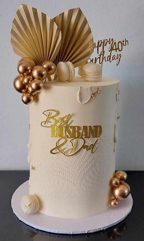 49th Birthday Cake Men, Golden Cake Design For Men, Black And Gold 50th Birthday Cake For Men, Birthday Cake Design For Men, White And Gold 40th Birthday Cake, 40 Birthday Cake Black And Gold, Gold 50th Birthday Cake, 50 Years Birthday Cake, Amazing Birthday Cakes