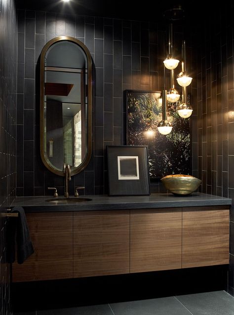 Bathroom Ideas For Men, Moody Bathroom, Black Vanity Bathroom, Dark Bathrooms, Bathroom Vanity Designs, Bad Inspiration, Decor Baie, Vanity Design, Bathroom Tile Designs