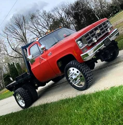 Custom Truck Flatbeds, Welding Trucks, 87 Chevy Truck, Truck Life, Custom Truck Beds, Trucks Lifted Diesel, Truck Flatbeds, Dually Trucks, Custom Pickup Trucks