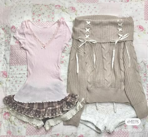 Coquette Kawaii Outfit, Japanese Cottagecore Fashion, Neopolitan Aesthetic Outfit, Doll Aesthetic Outfits, Morute Outfits, Kawaii Winter Outfits, Himekaji Outfits, The Cardigans, Look Plus Size