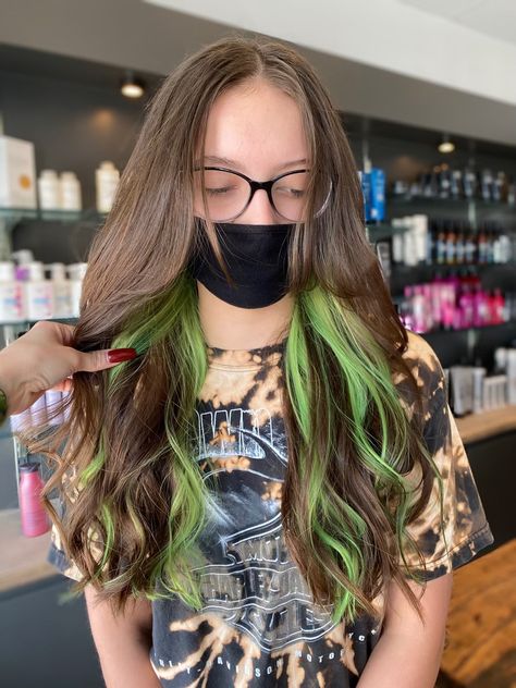 Green peekaboo highlights by Taylor @BESTHAIRSALON Brown Hair With Purple Peak A Boo, Peak A Boo Hair Color Brown, Green Peekaboo Highlights, Brown Hair With Green Highlights, Colored Hair Streaks, Green Peekaboo Hair, Peekaboo Highlights For Dark Hair, Peak A Boo Hair, Green Peekaboo