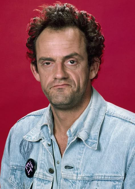 Christopher Lloyd 1938-                             as Reverend Jim "Iggy" Ignatowski (Taxi) Taxi Tv Show, Christopher Lloyd, Classic Photo, Character Actor, Funny Character, Birthday Meme, Baby Boomer, Tv Characters, Interesting Faces