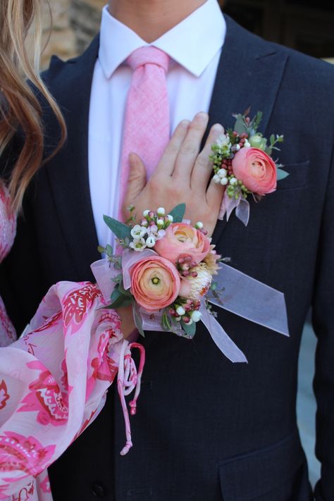 Matching Boutonniere And Corsage, Coral Corsage Prom, Prom Corsage And Boutonniere 2023, Prom Corsage Ideas 2023, Wildflower Corsage Prom, Homecoming Corsage Ideas High Schools, Bouteniers And Corsages Prom, Prom Corsages 2024, Prom Corsages 2023